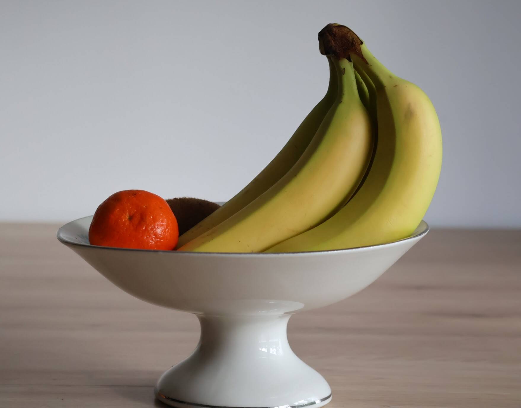 Compotier or fruit bowl in white porcelain BH France