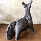 Sculpture en céramique émaillée noire signée Pouchain – Circa 1960
