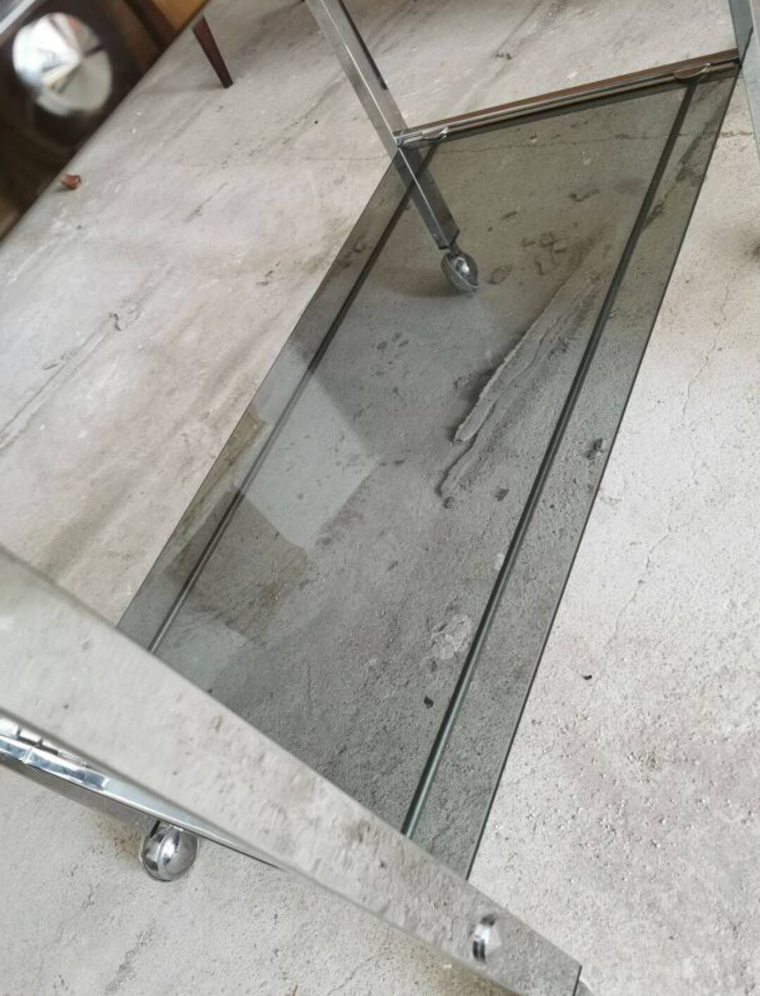 Table d'appoint, desserte, console en verre et métal chromé