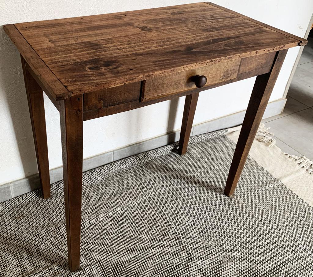 Farm table
