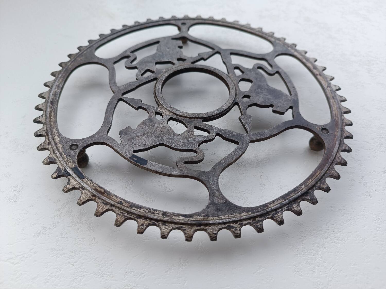 Peugeot trivet