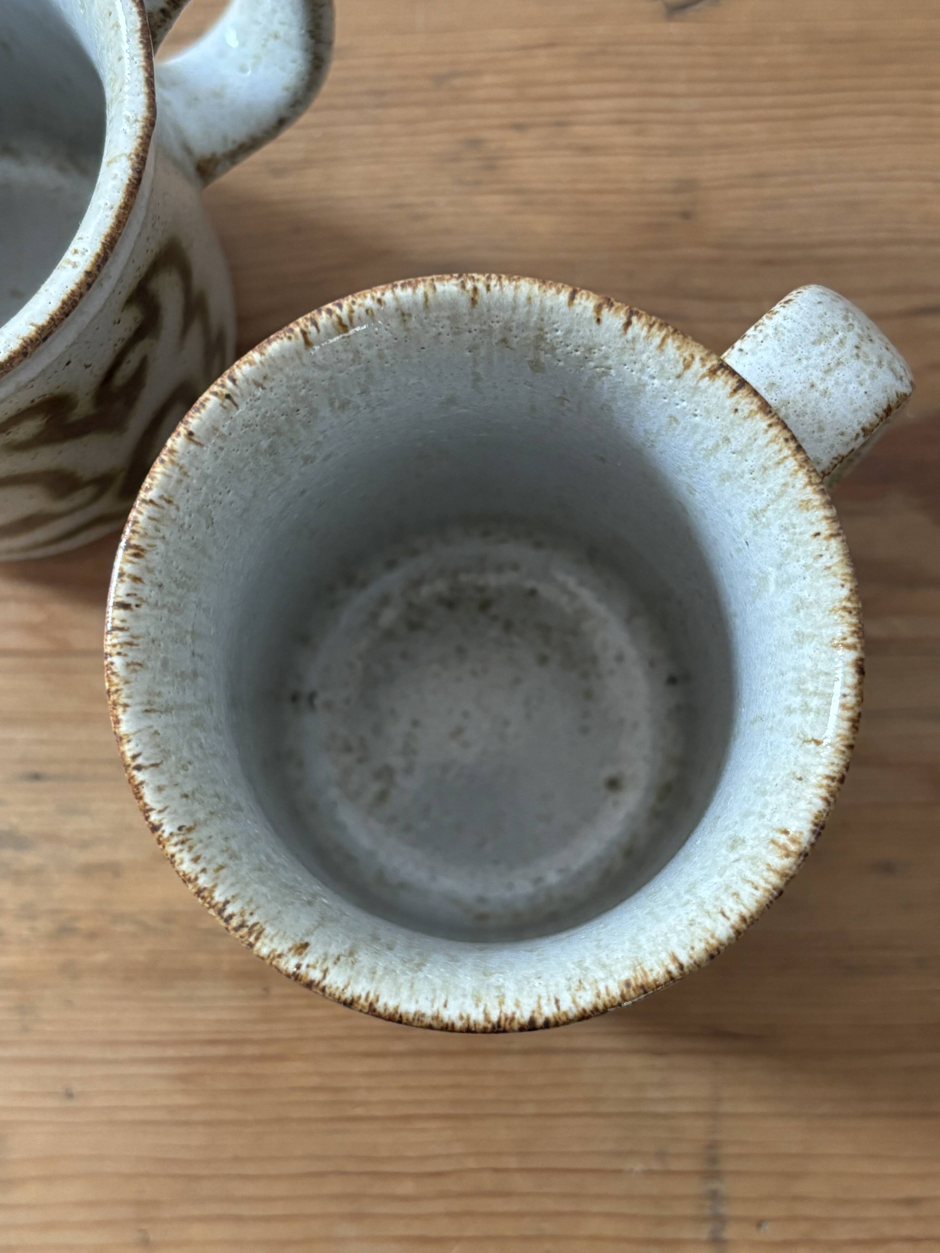 2 vintage Ducan ceramics glazed stoneware mugs