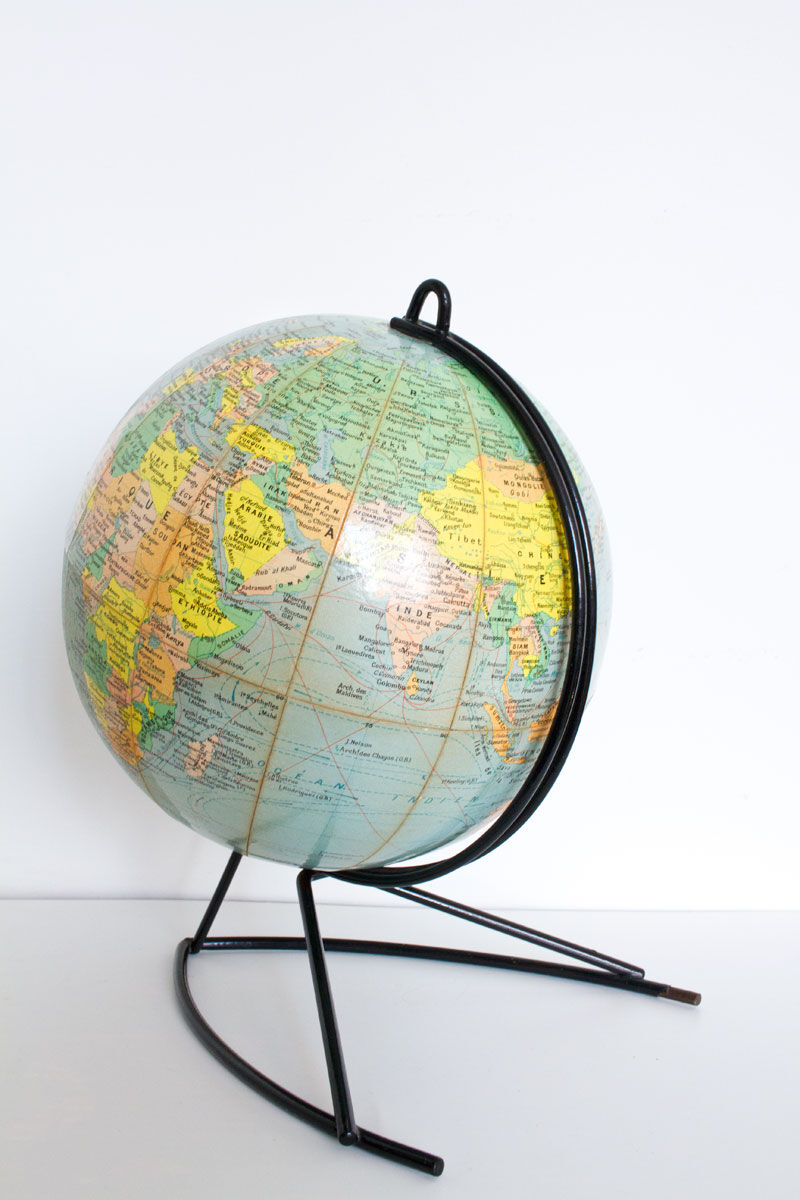 Globe Terrestrial Girard and Barrère