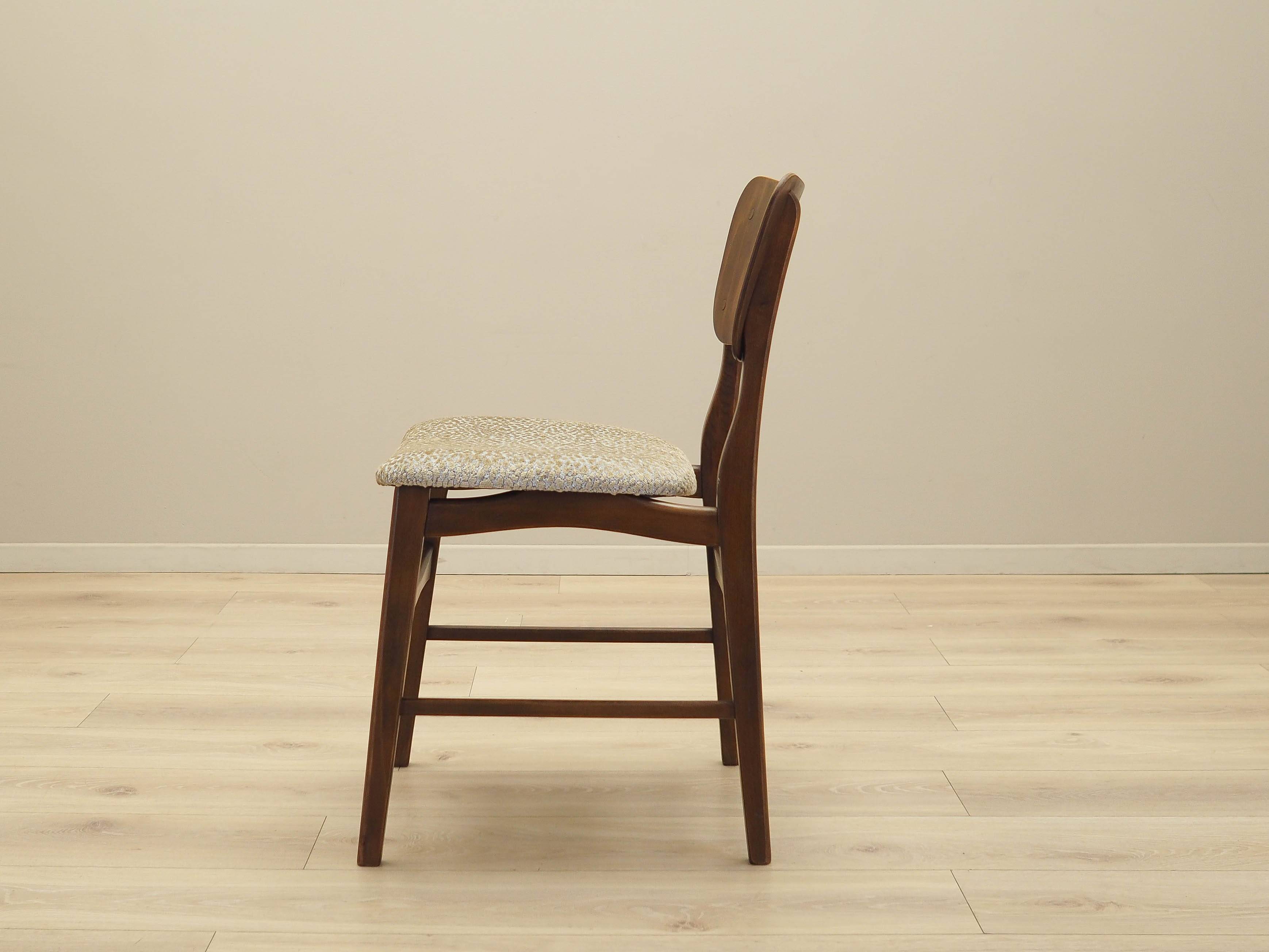 Ensemble de six chaises, design danois, années 1960, fabriquées au Danemark.