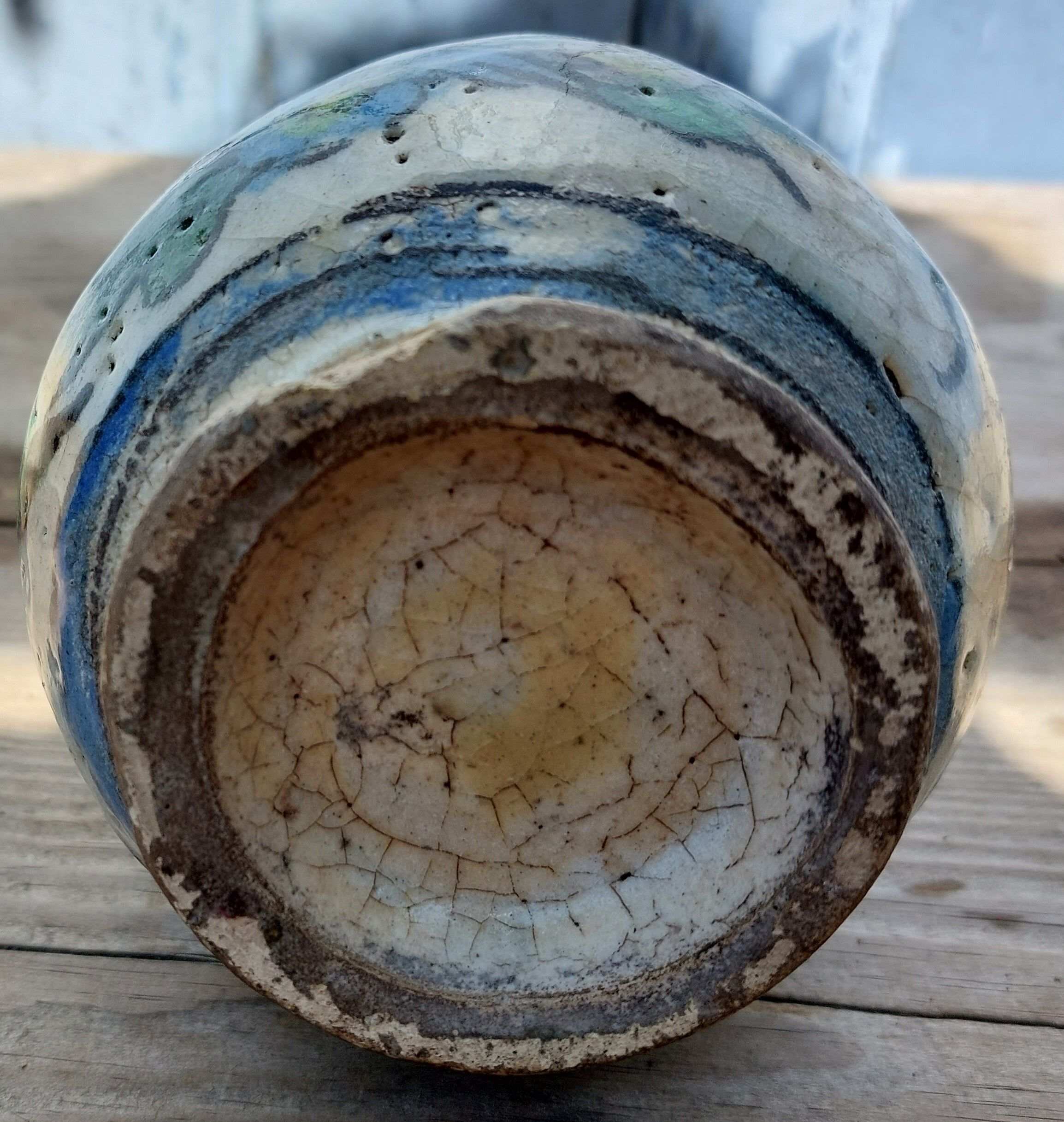 Iznik Turkey siliceous ceramic bottle with floral decoration 19th century