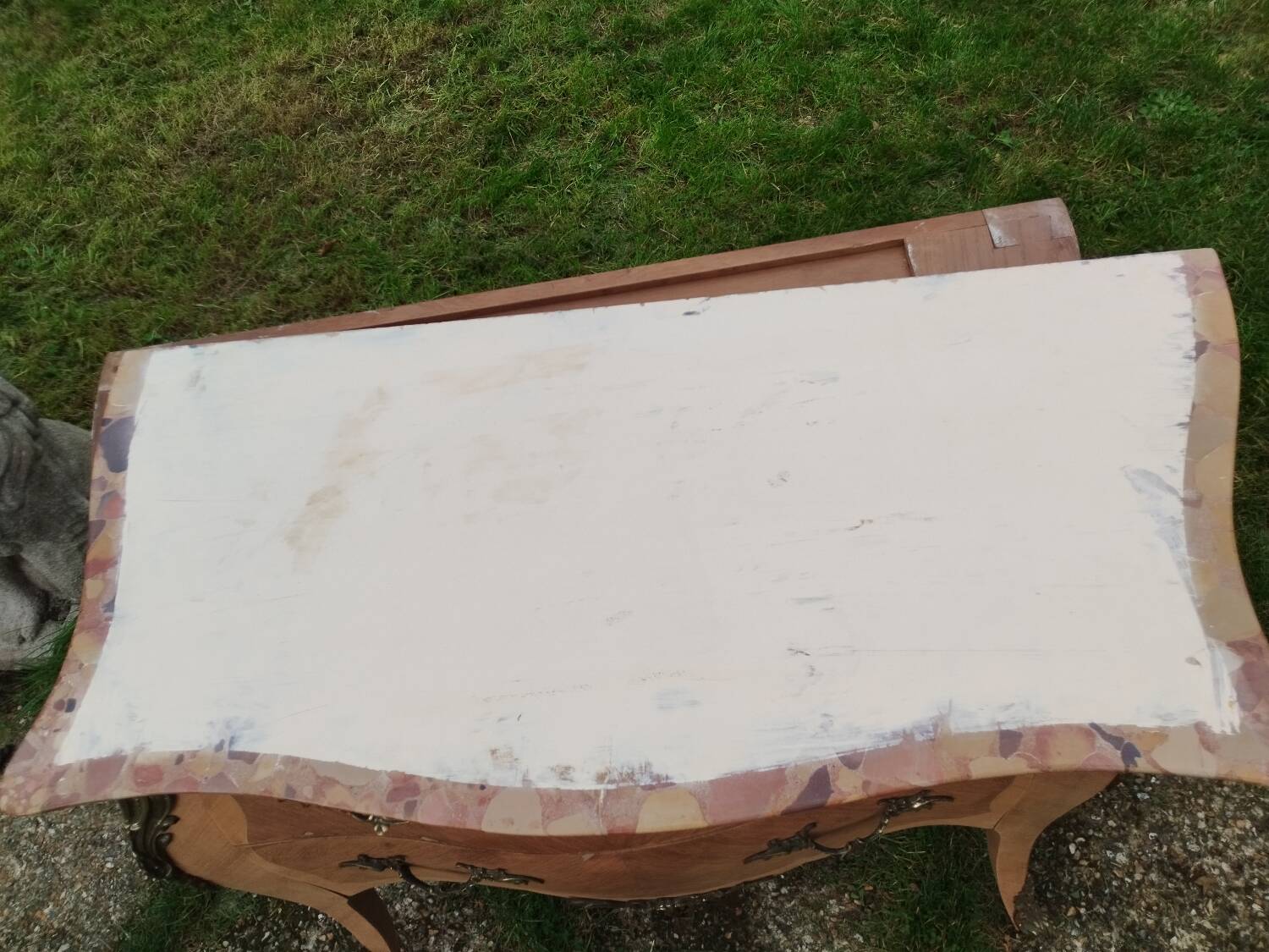 Louis XV style antique marquetry chest of drawers