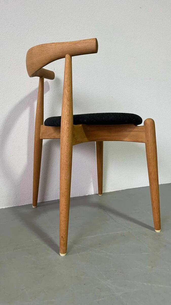 Set Carl Hansen oak chairs elbow