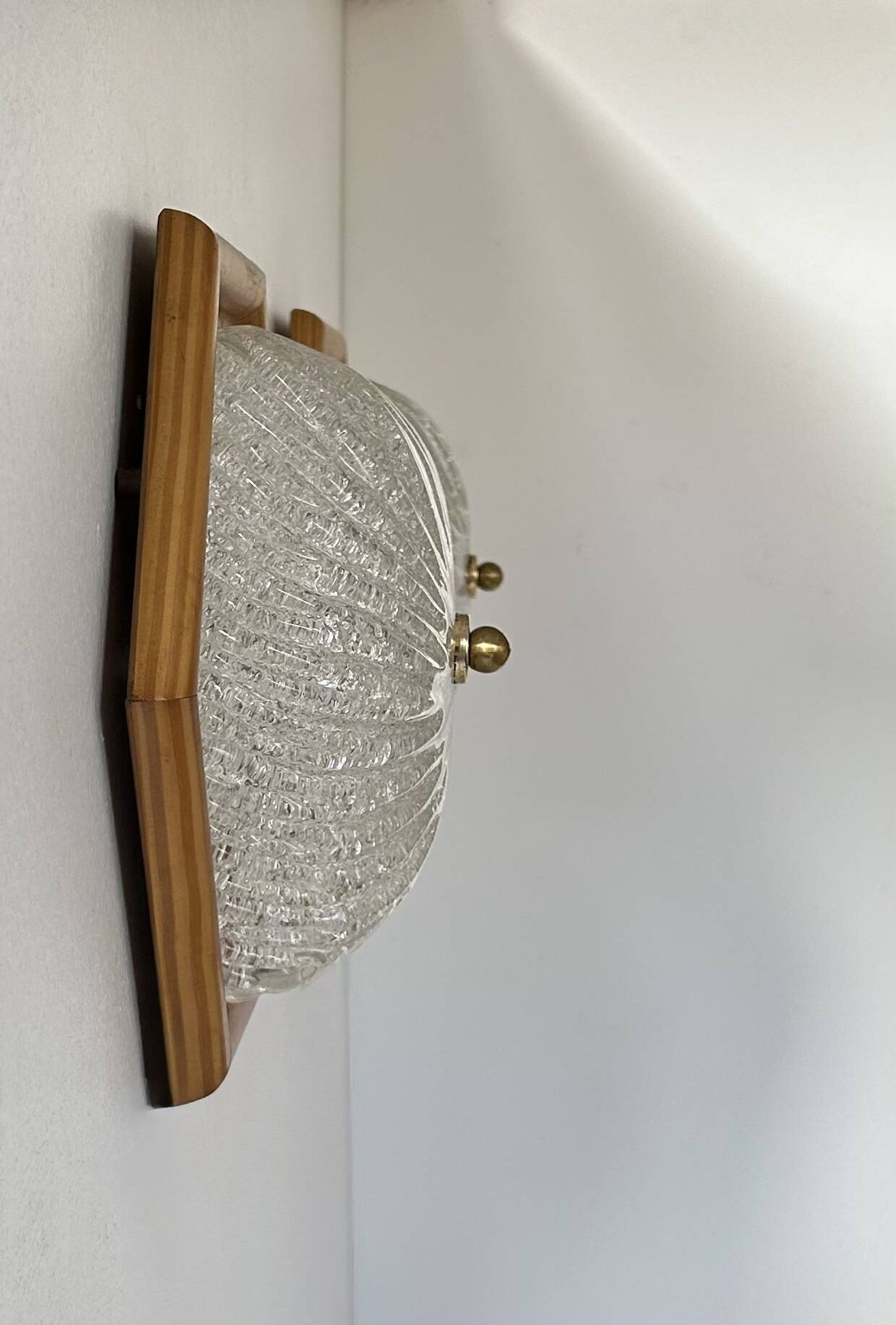 Pair of vintage wall lights, pine and Murano glass, Italy 1980
