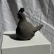 Petite poule en terre cuite, travail artisanal indonésien ancien H18