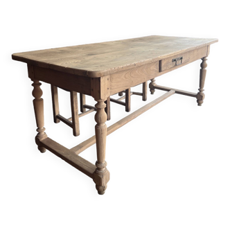 Table de ferme