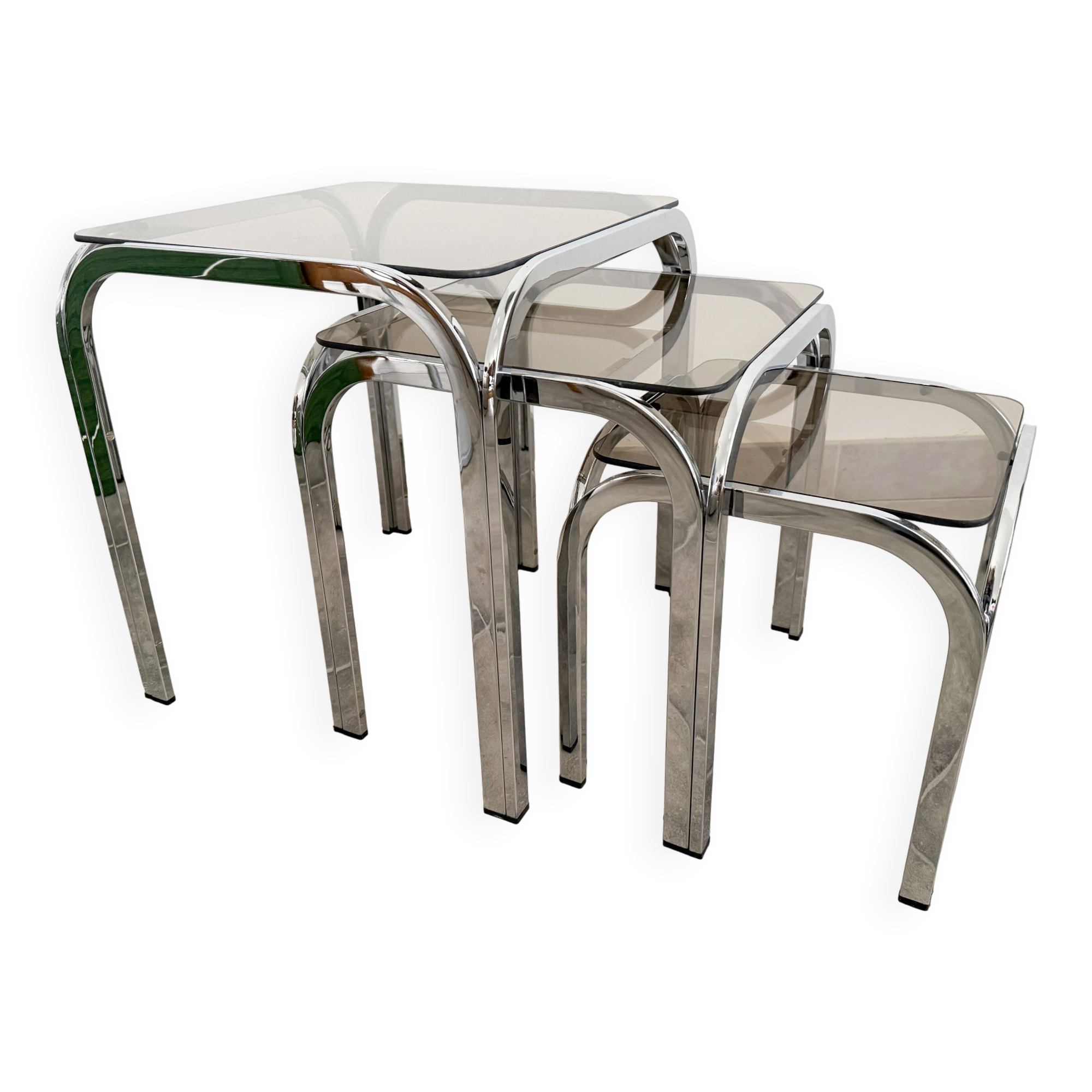 Set of 3 nesting tables, chrome and smoked glass, 1970s.