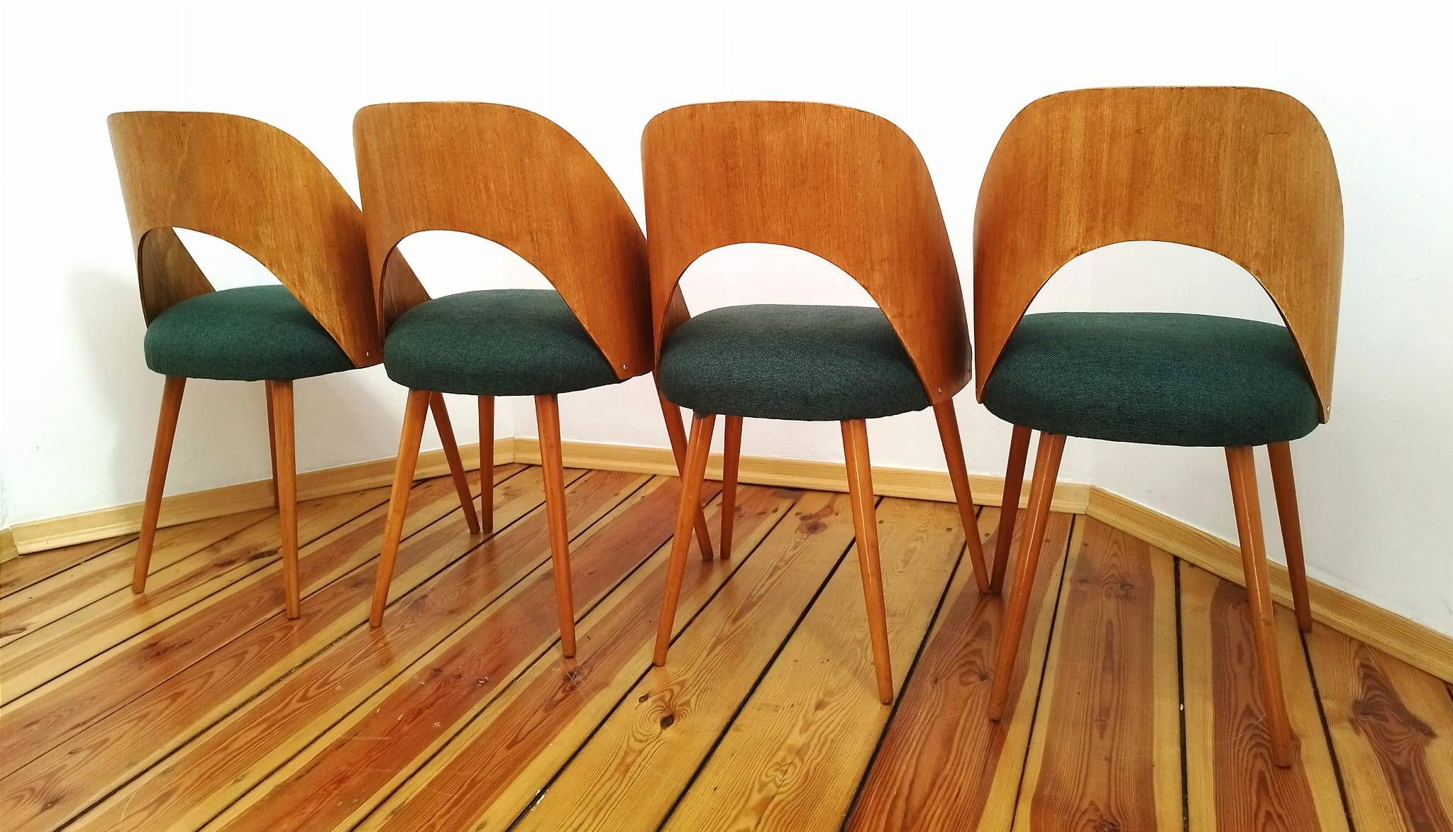 Chairs from Proj. A. Suman, Tatr Nabytok for Tatra, Czechoslovakia, 1960s, Set of 4
