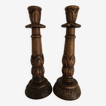 Paire de bougeoirs porte-bougies en bois sculpté 32 cm