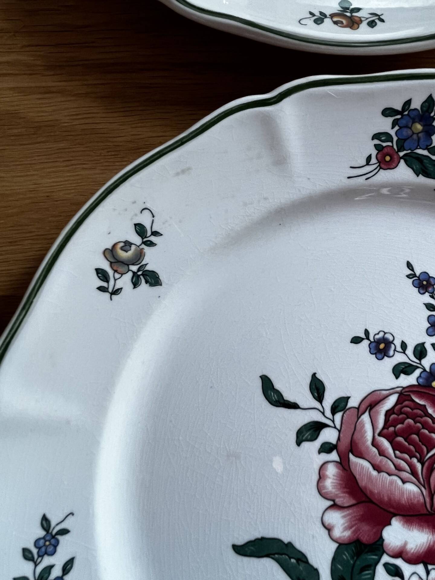 6 vintage Villeroy and Boch "alt strasburg" flat plates