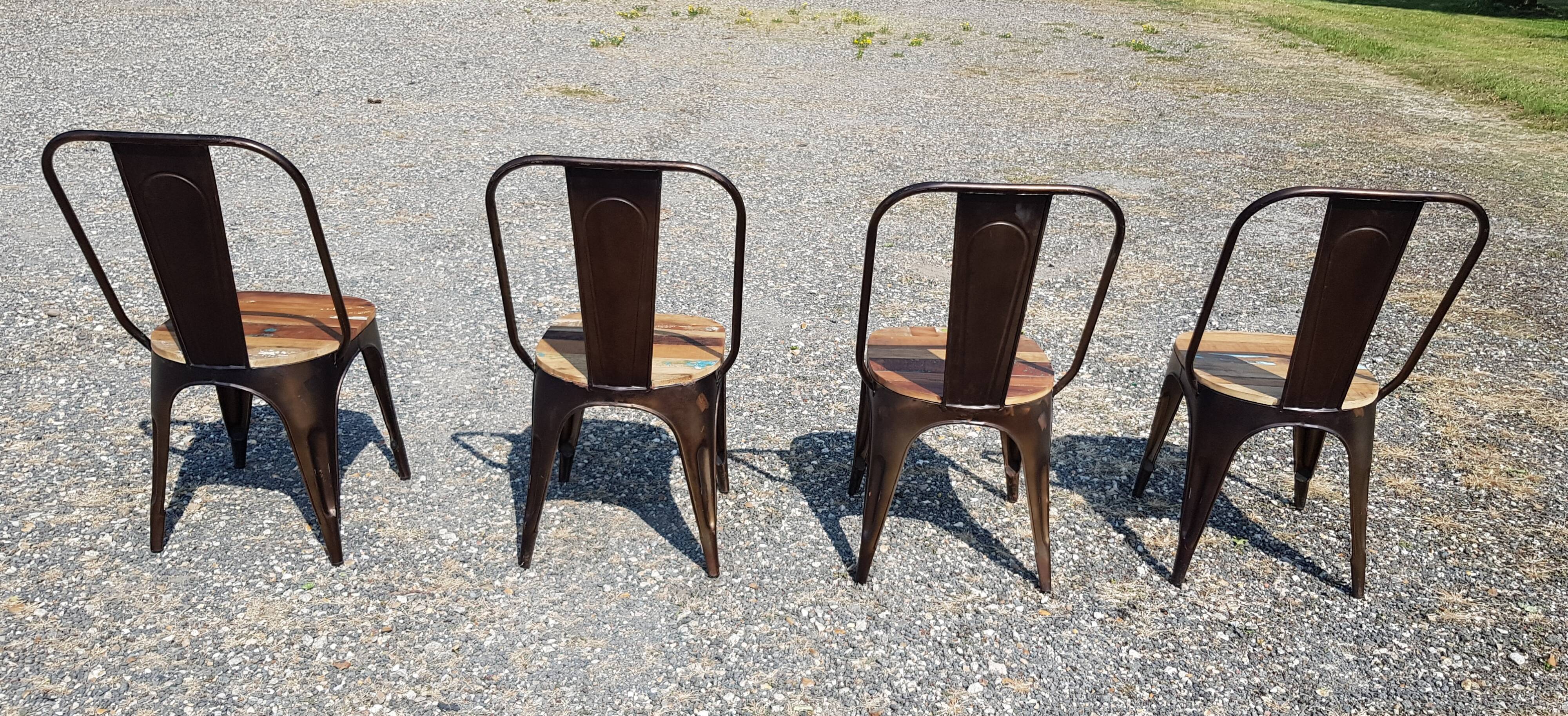 Set of 4 metal chairs with teak seat