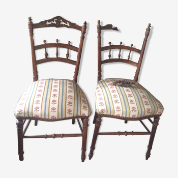 Lot de 2 chaises anciennes