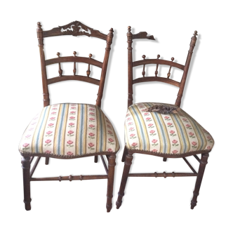 Lot de 2 chaises anciennes