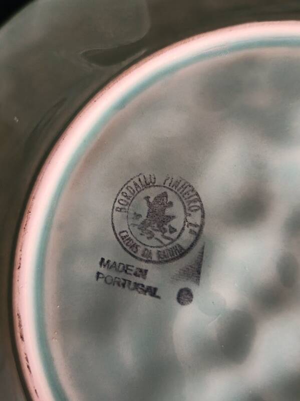 11 Bordallo Pinheiro plates