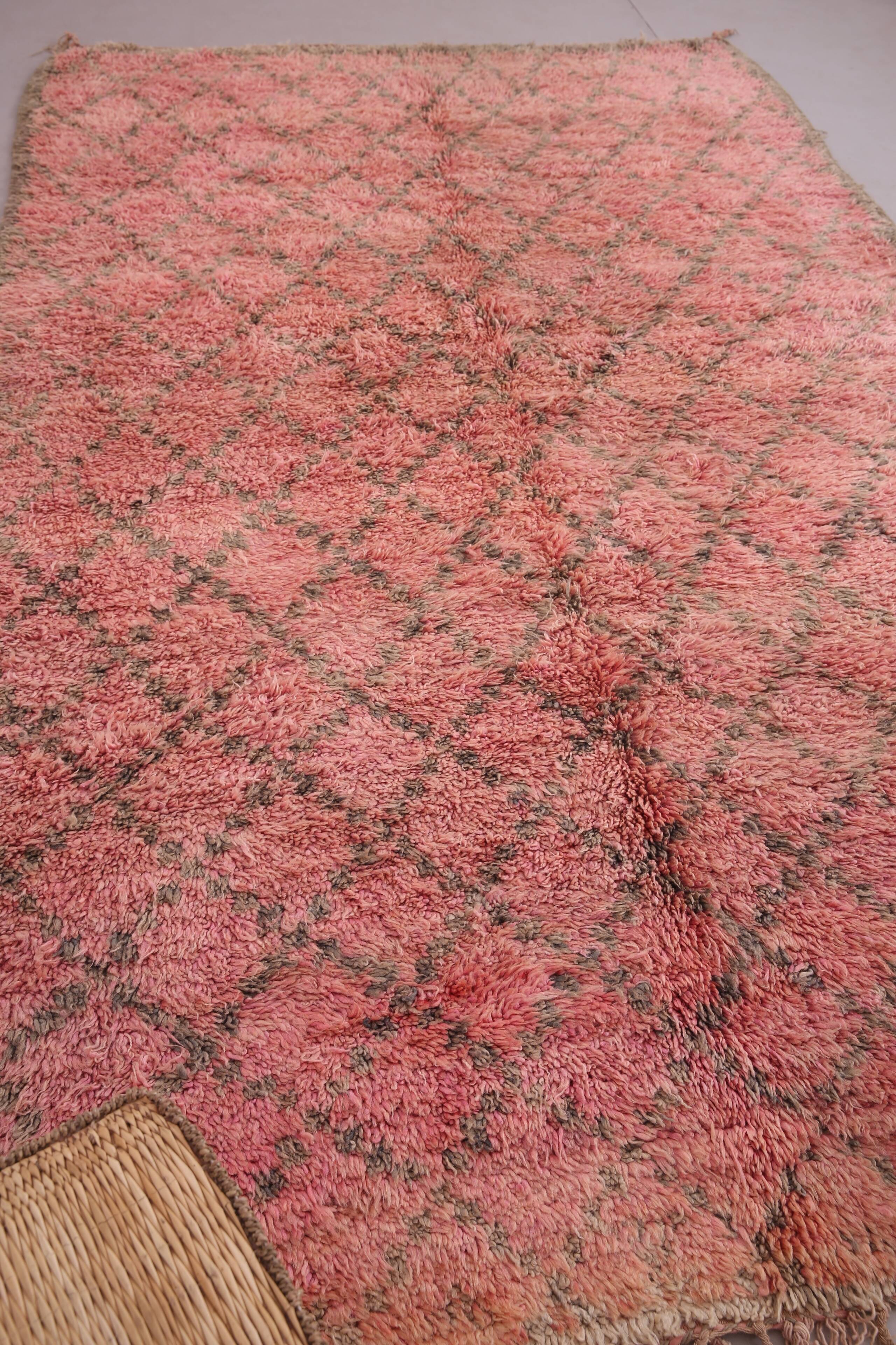 Pink Vintage Moroccan Rug 204 x 340 cm - Berber Wool Rug - Handmade Rug Boh