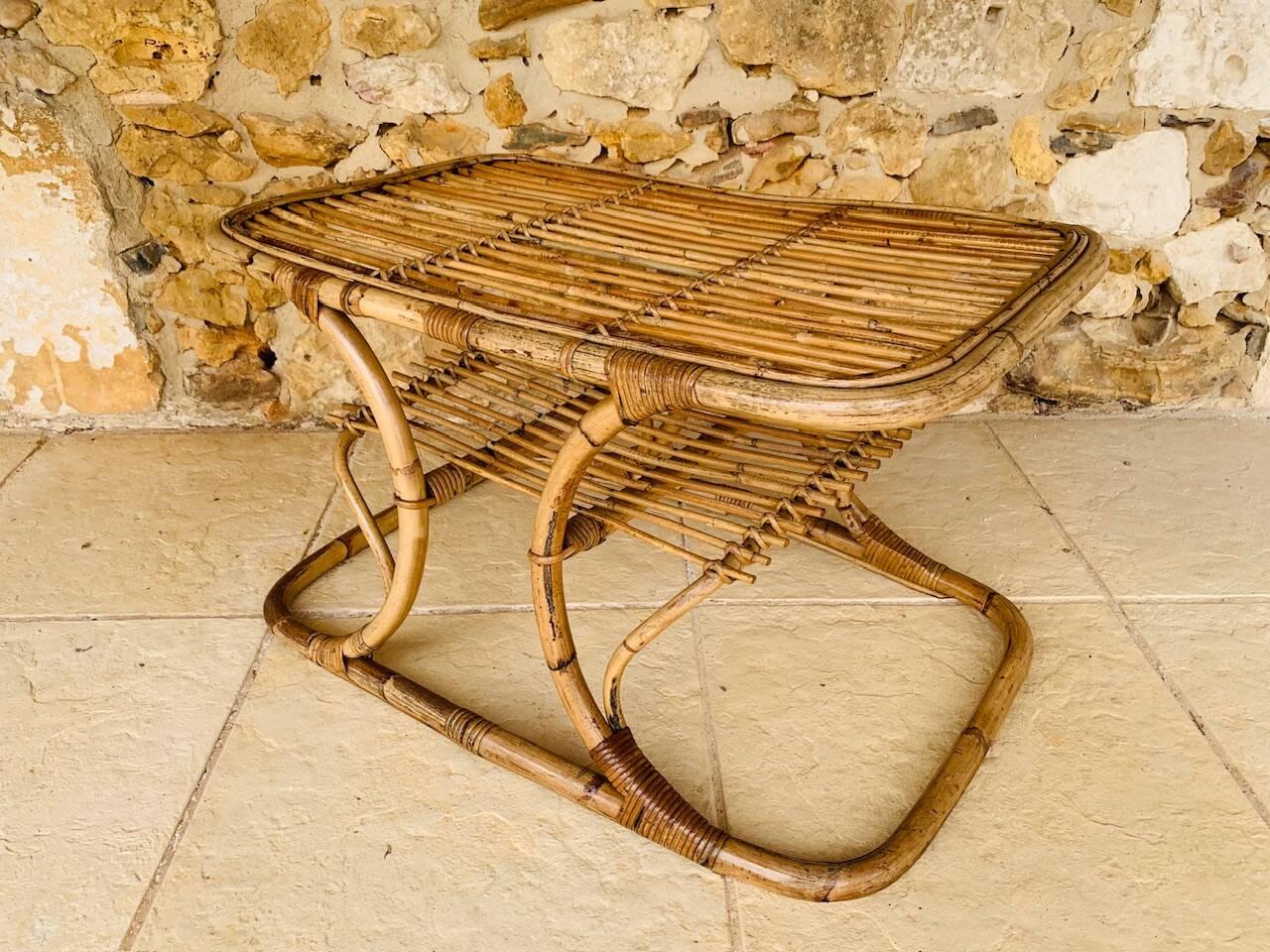 Table basse vintage en bambou et rotin dans le goût de Tito Agnoli, circa 1960