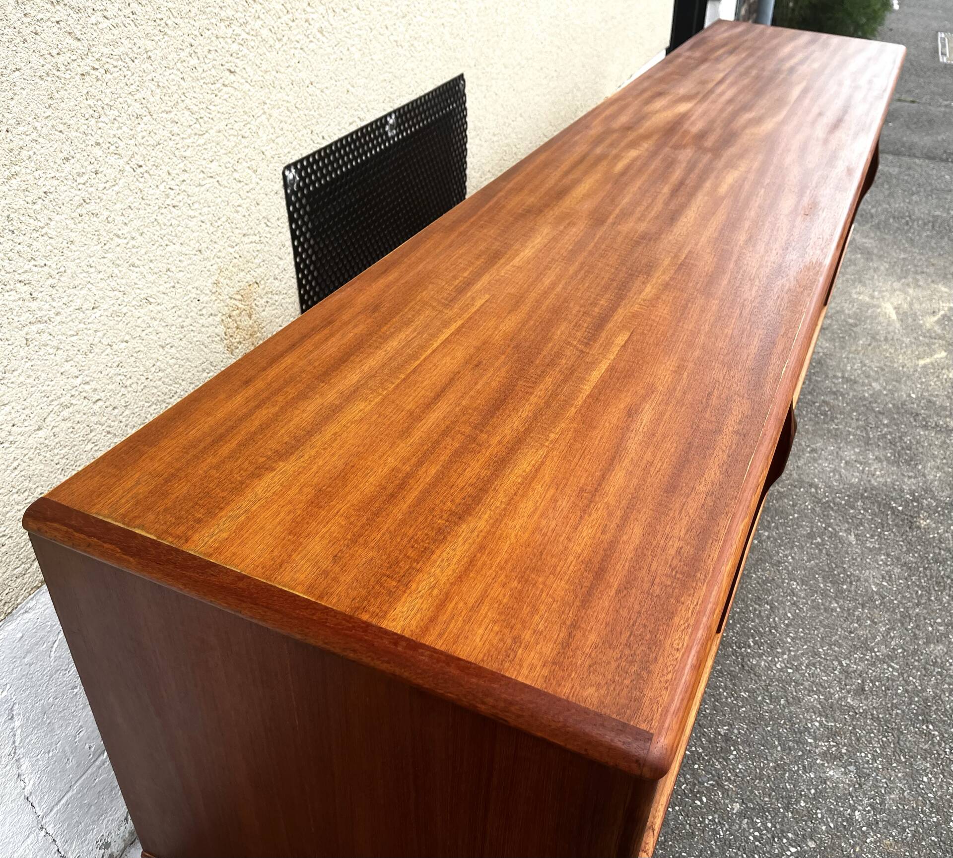 Teak enfilade