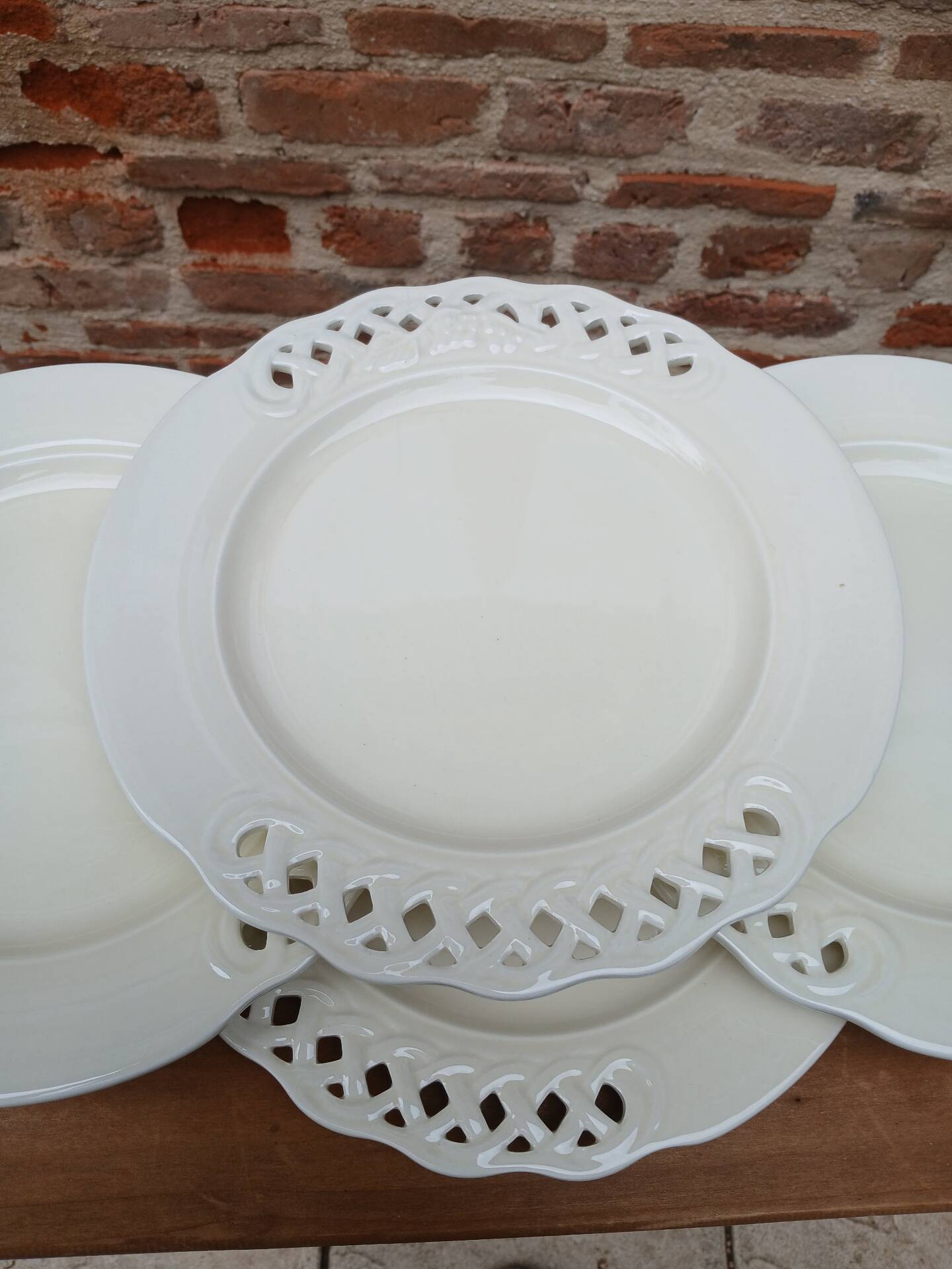 12 Italian ceramic plates