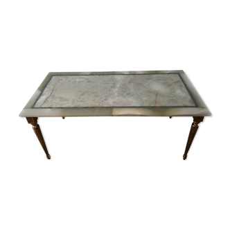 Coffee table in onyx and brass