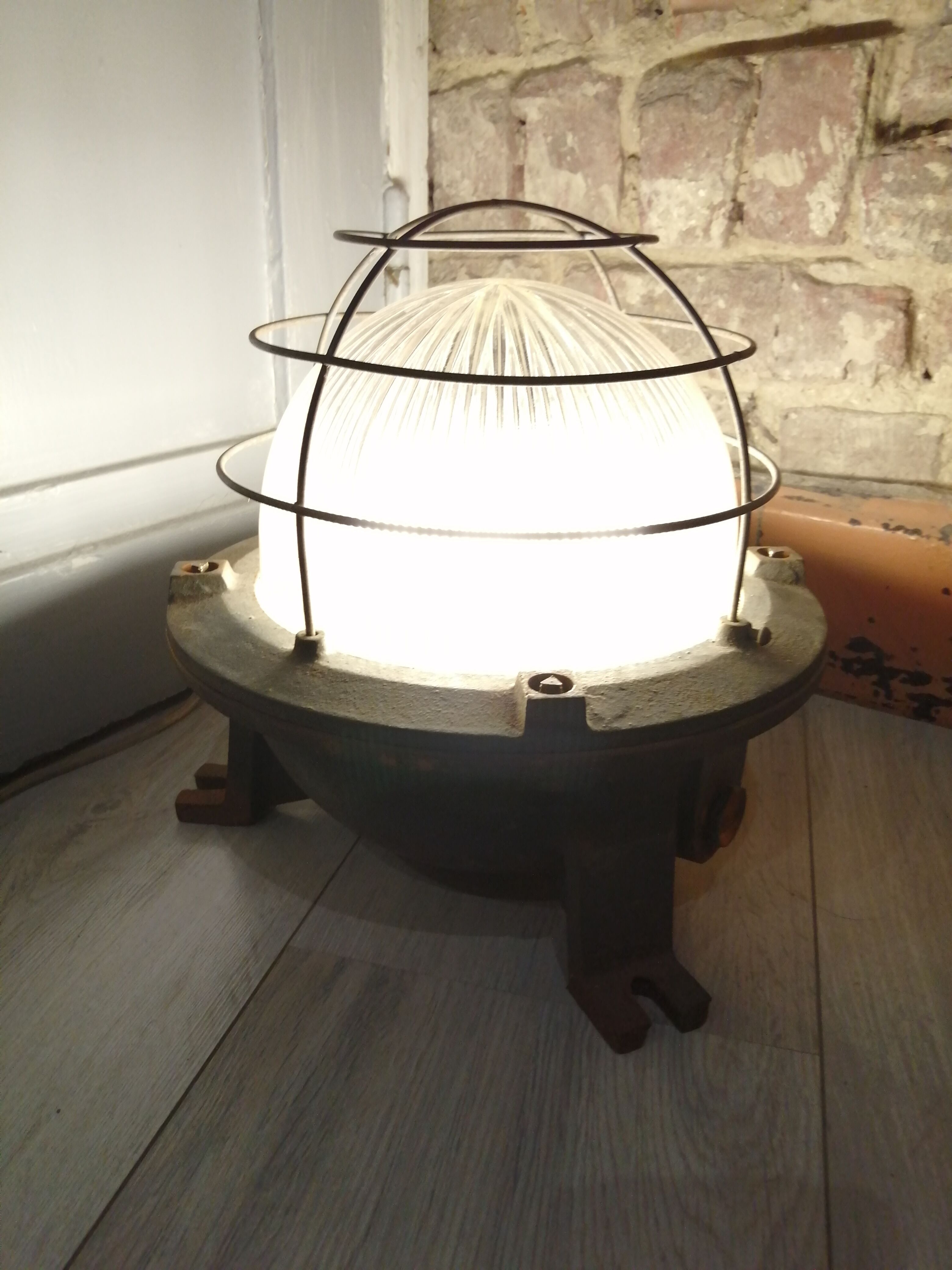 Lampe industrielle