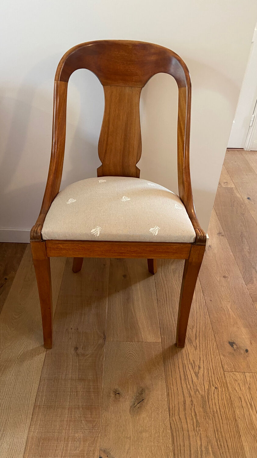 Vintage empire style gondola chair