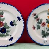 pair of flowered plates Saint Clément