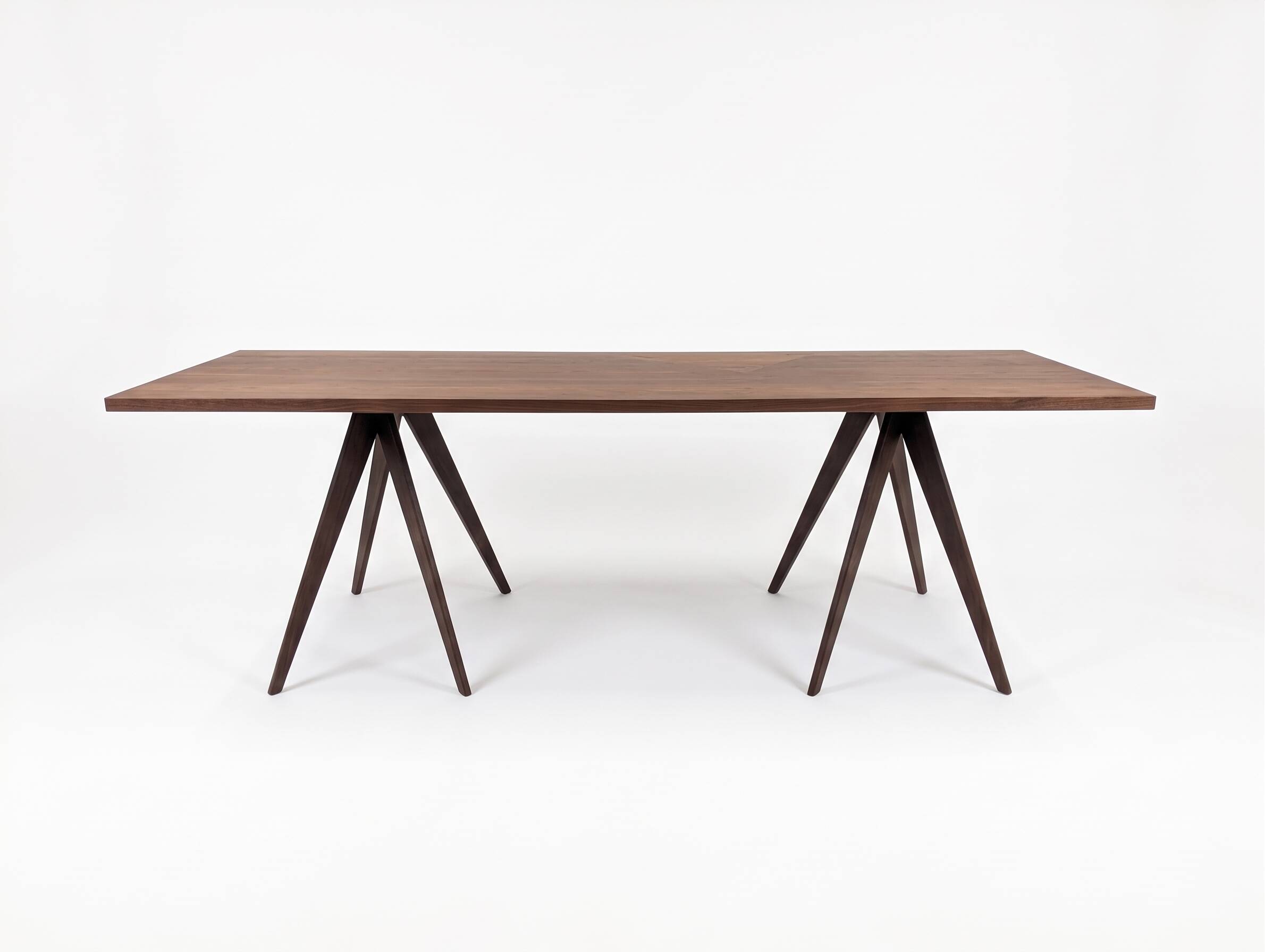 Table plateau EM Table VITRA American Walnut