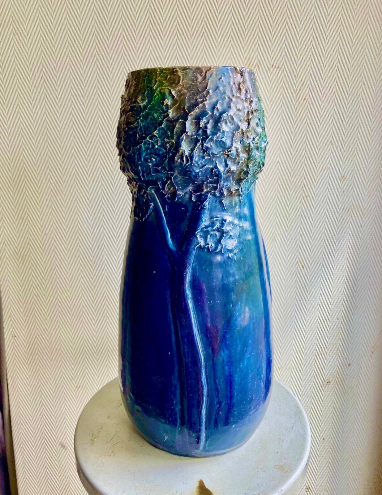 Charles Maes art nouveau ceramic vase in Sint-Amandsberg / Ghent in Belgium