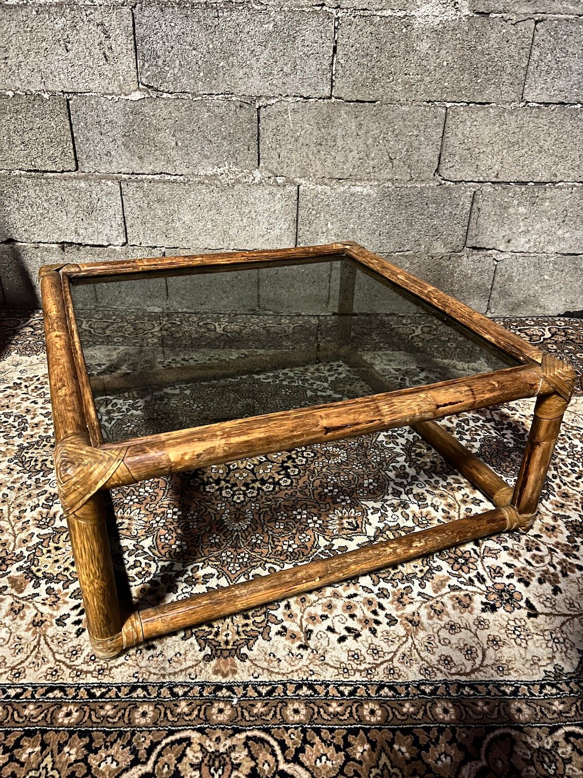 Table basse carrée verre et argent