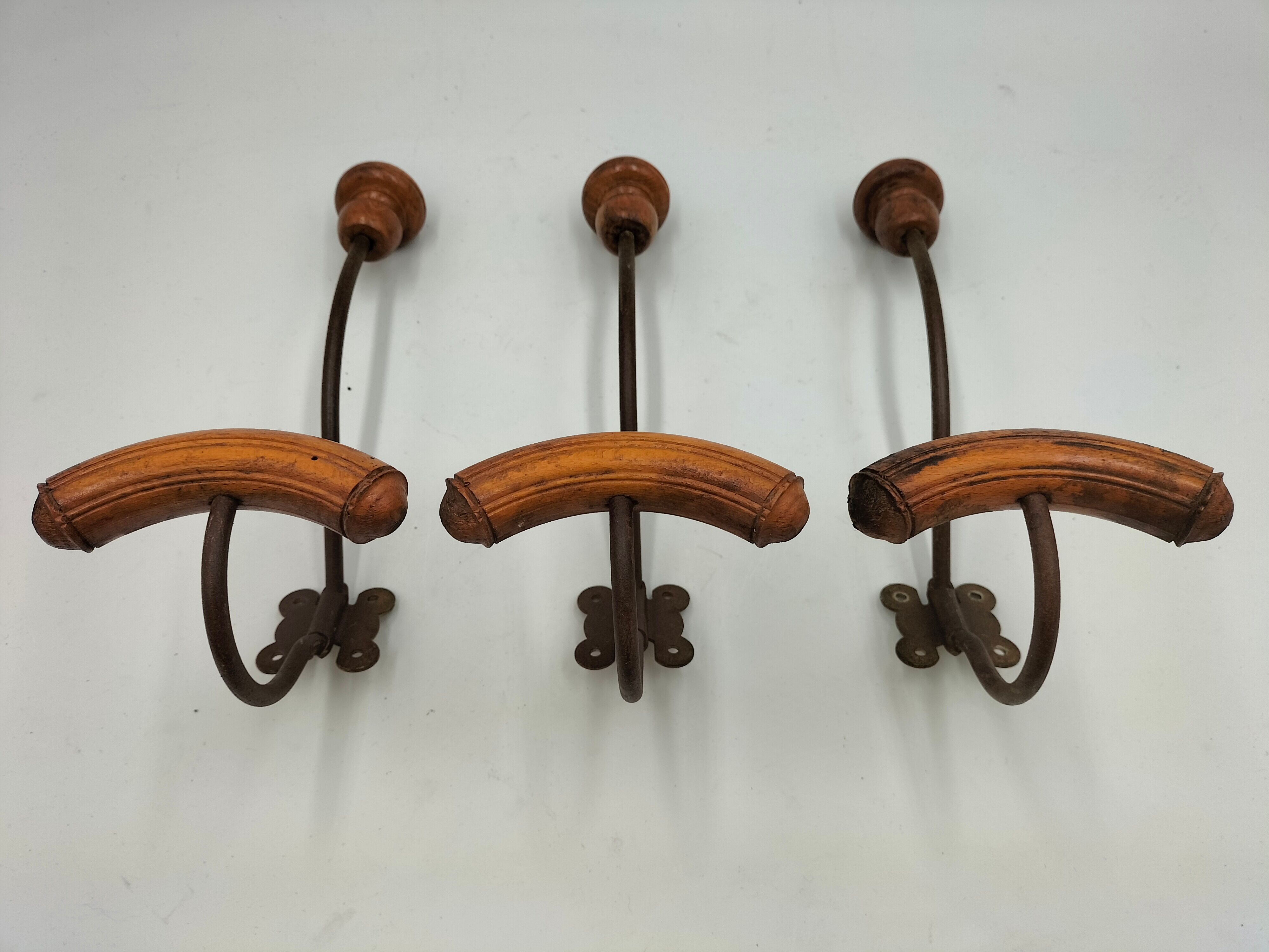 Set of hooks