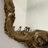 Louis XV mirror in carved gilded wood, late 18th century