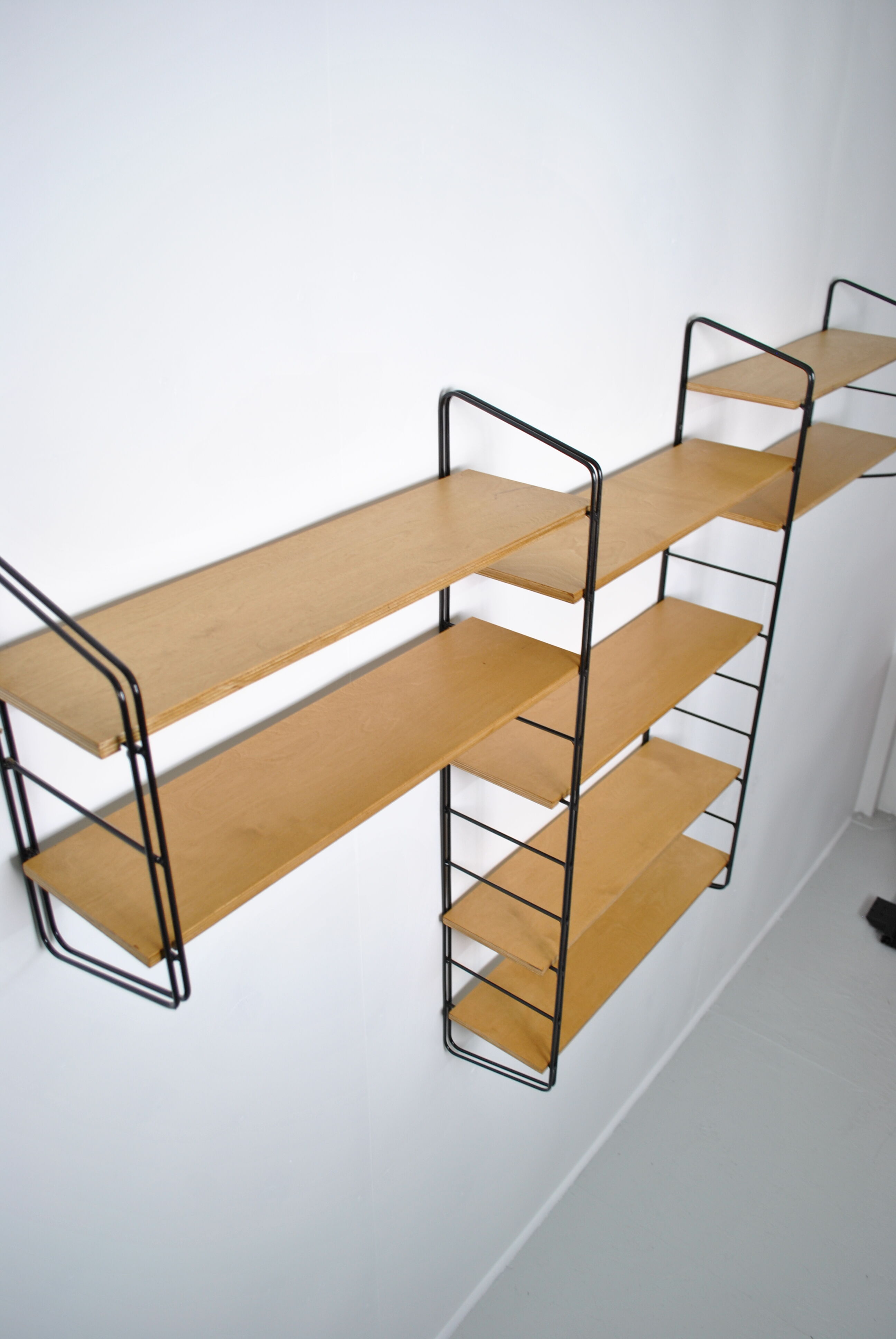 String-type shelf, 1970s