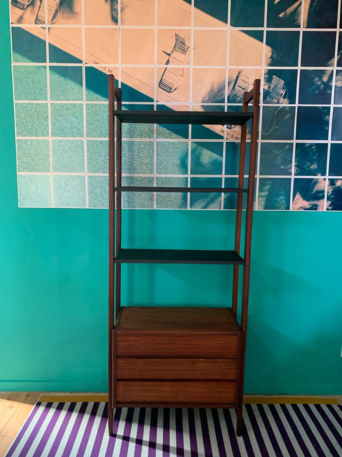 Bibliothèque vintage scandinave