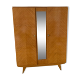 Compass foot cabinet