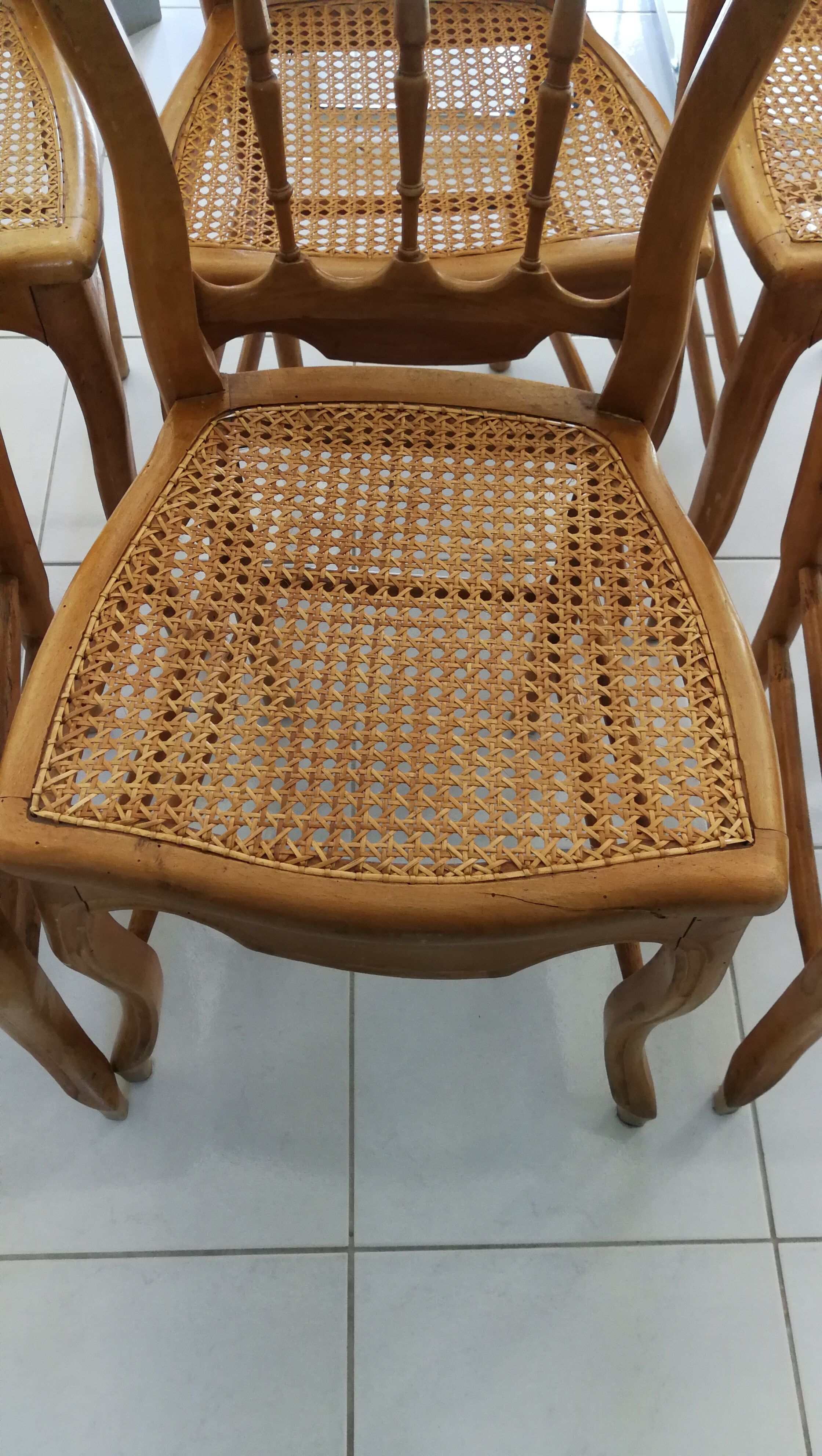 6 chairs in natural canning