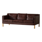 Stouby Møbelfabrik, 3-seater mid-century style sofa in brown leather, made in the 1970s.