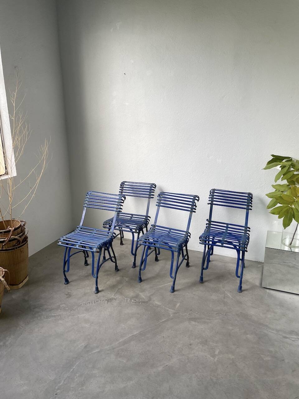 Series of 4 Arras chairs 1900