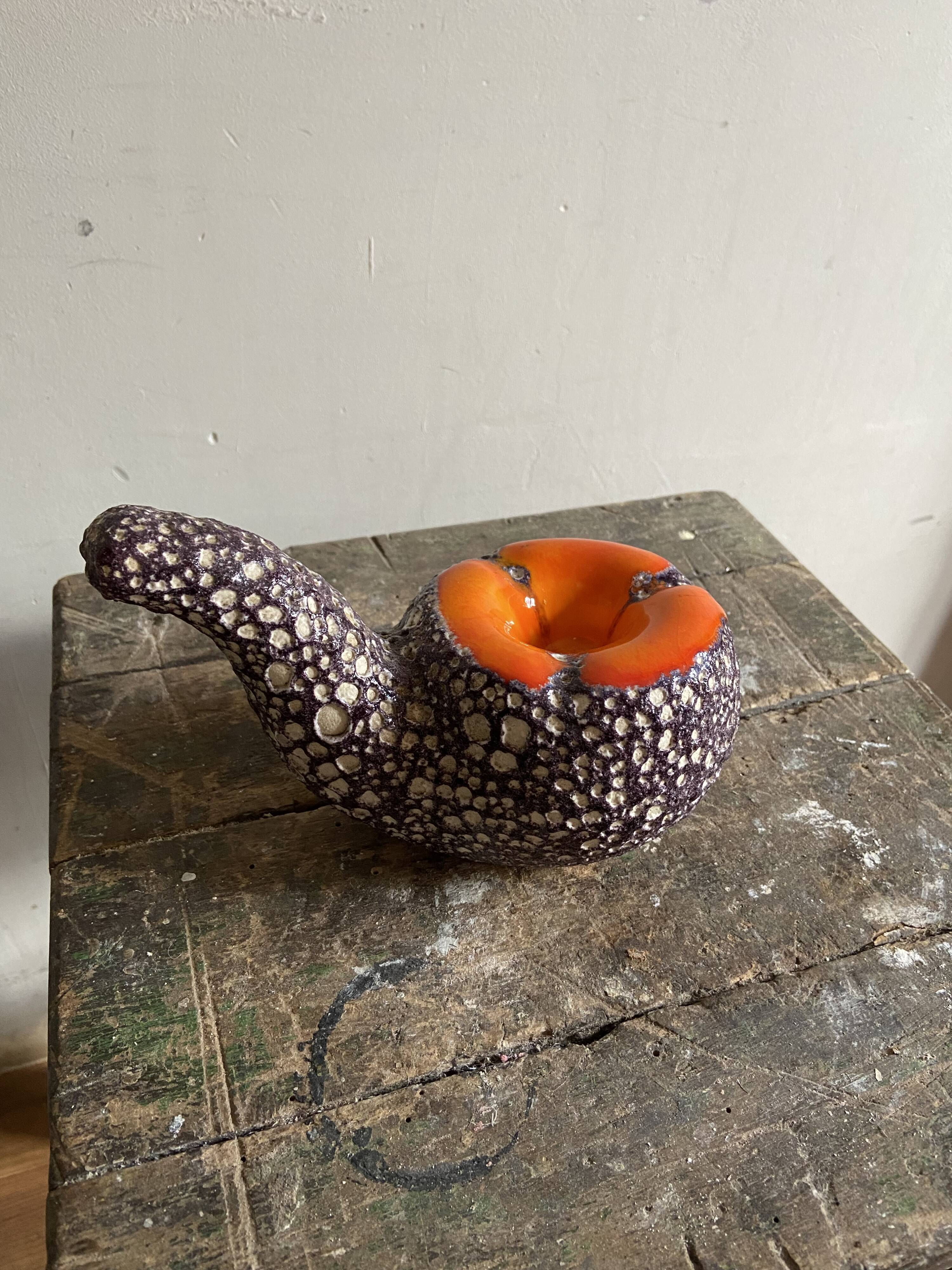 Pipe-shaped ashtray Vallauris fat lava