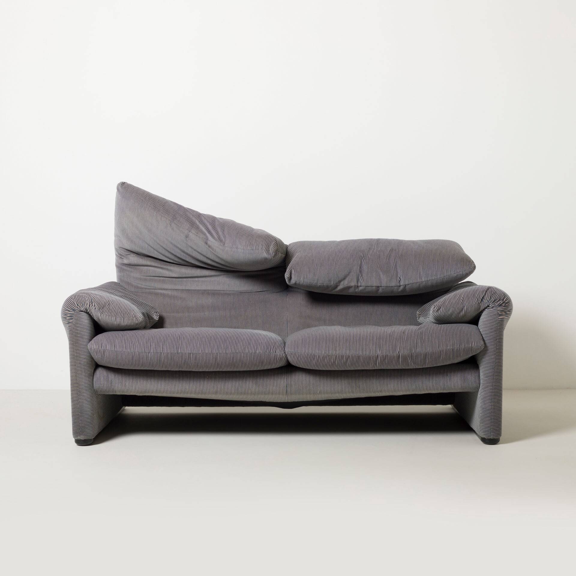 Vico Magistretti Maralunga 2 places / loveseat pour Cassina, Italie, années 1980, g