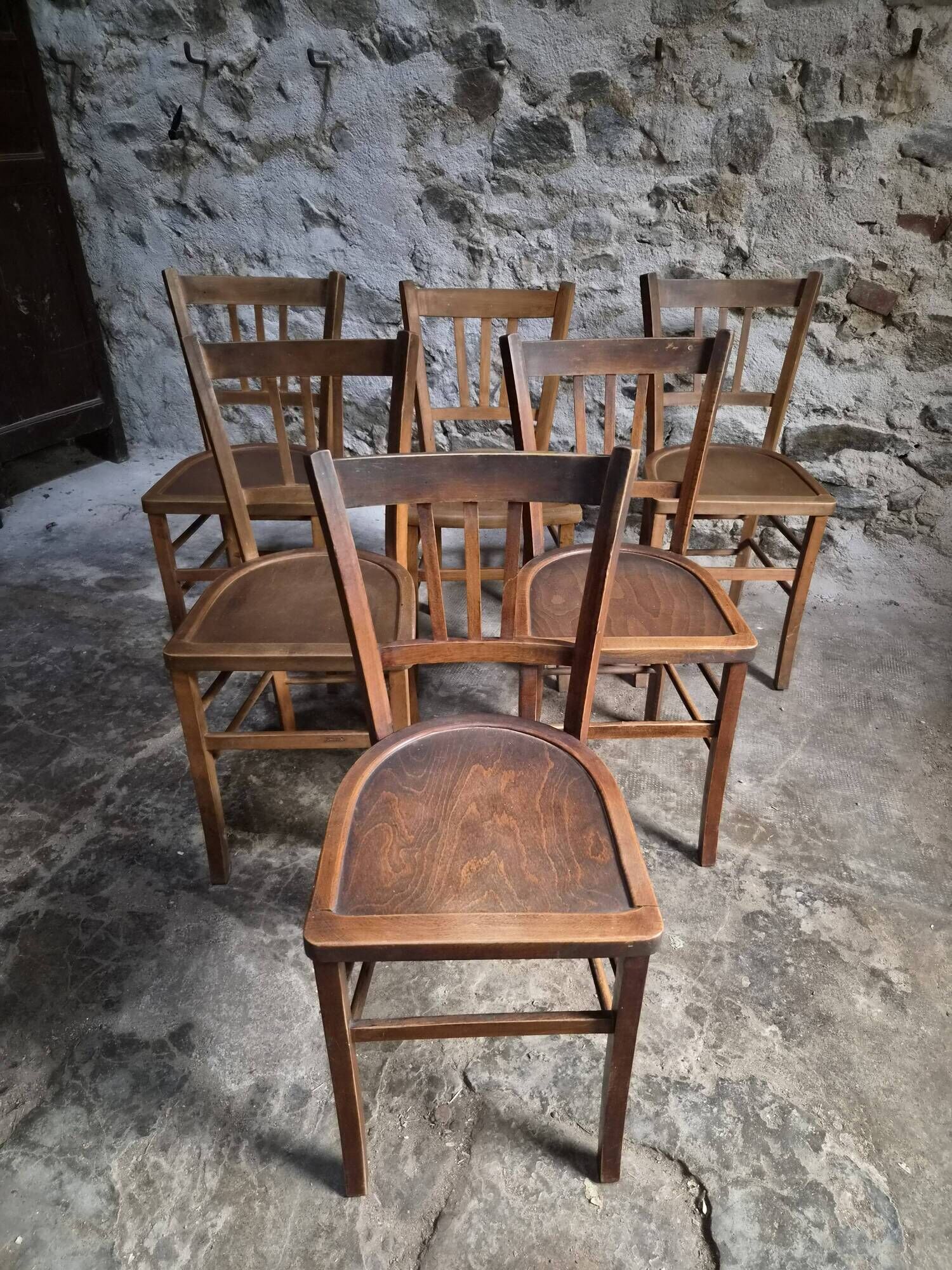 Set of 6 vintage French bistro chairs – Beech, 1950s