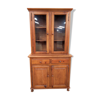 Kitchen cabinet