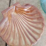 Empty shell pocket