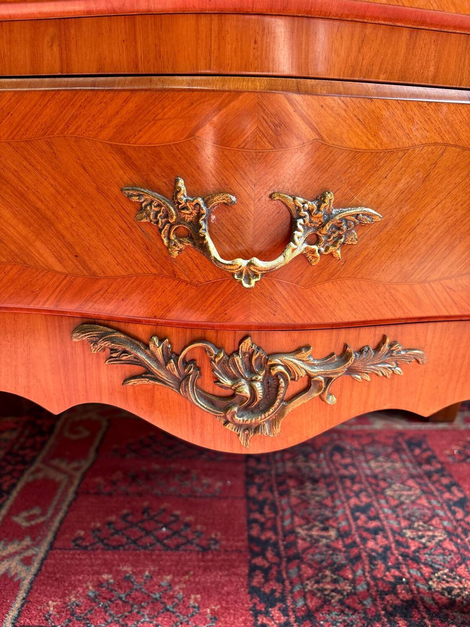 Chiffonier with 5 drawers in Louis XV style, stamped Skalski.