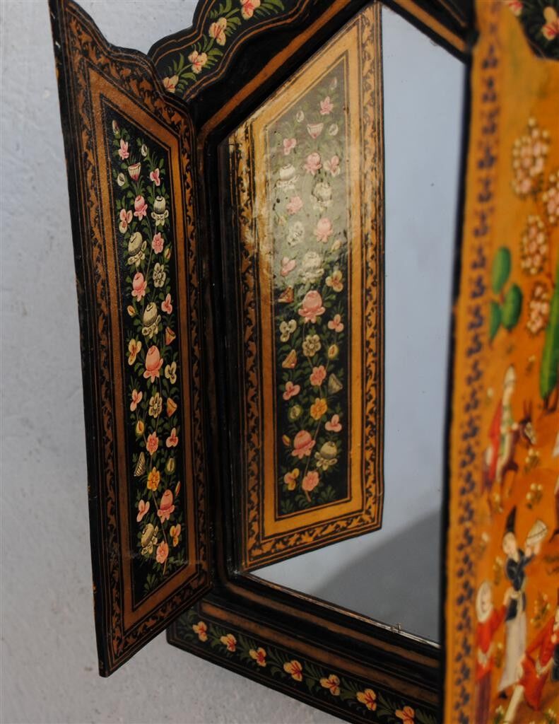 Mirror painted triptych 32cm