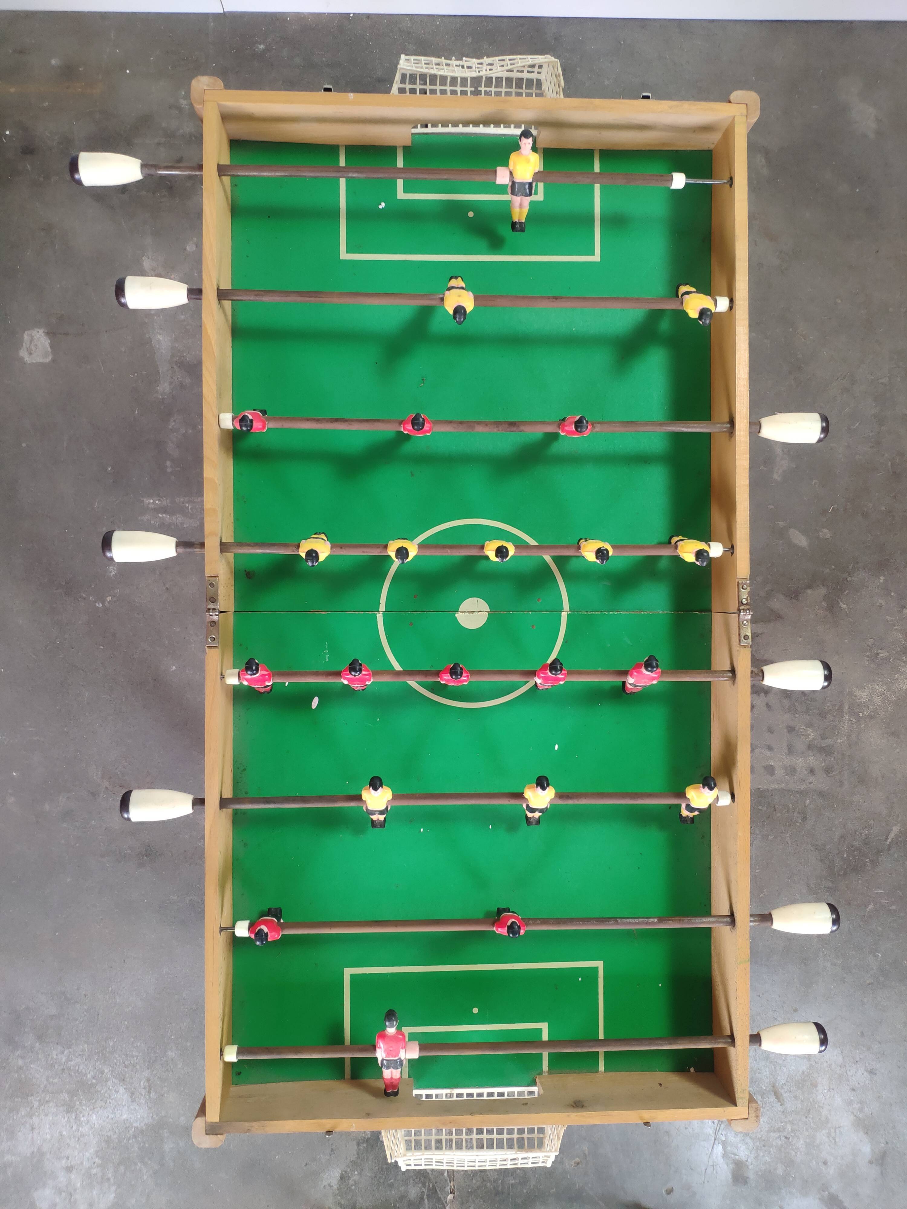 Folding vintage table football