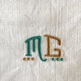 Hand-embroidered napkins, mono MG, Venice days - 57x54 cm - linen